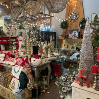 New Albany Garden Center - Holidays