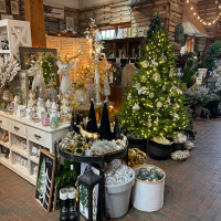New Albany Garden Center - Holidays